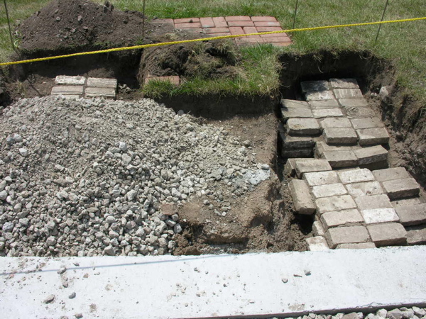 images/Oil_House/5 - Uncovering unknown.jpg